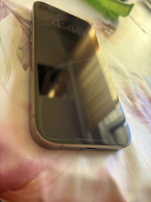 Iphone 16 Pro сив