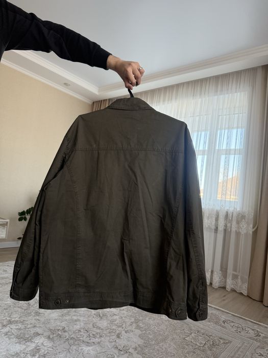 Продам весение куртки