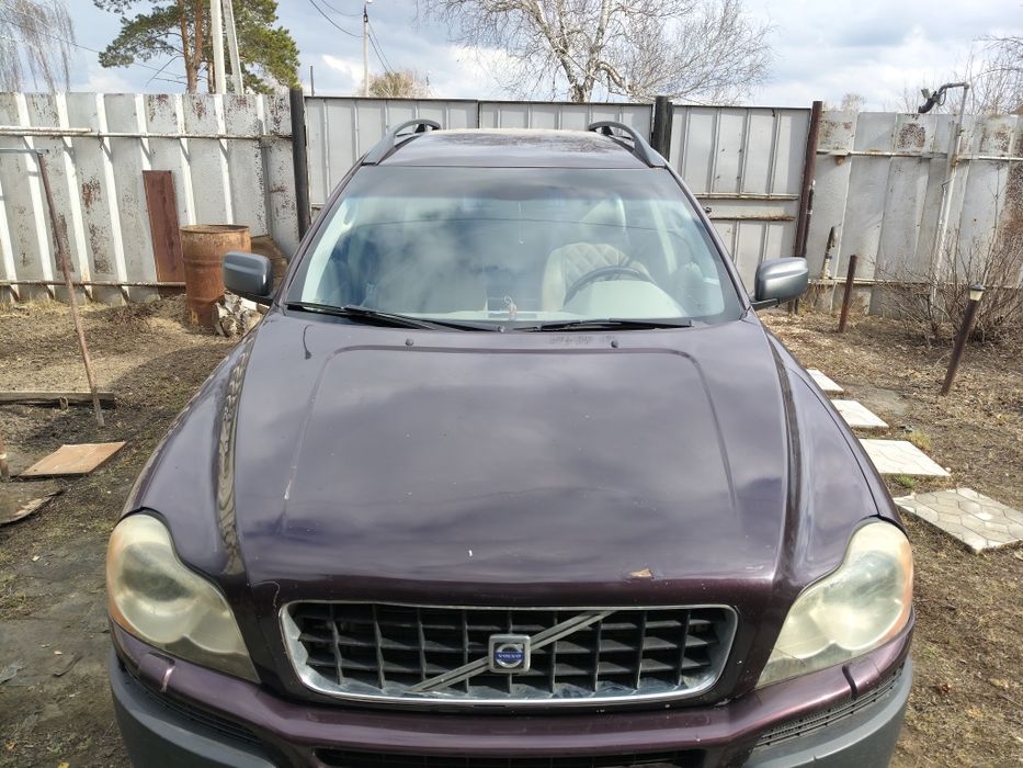 Продам Volvo xc90 в добрые руки,