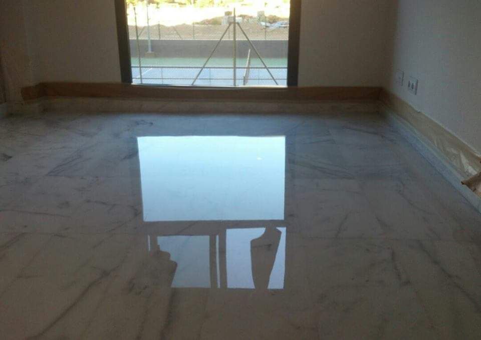 Полировка мрамора.