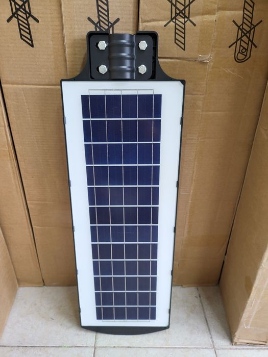 Proiector solar stradal casa gradina 200 W JORTAN