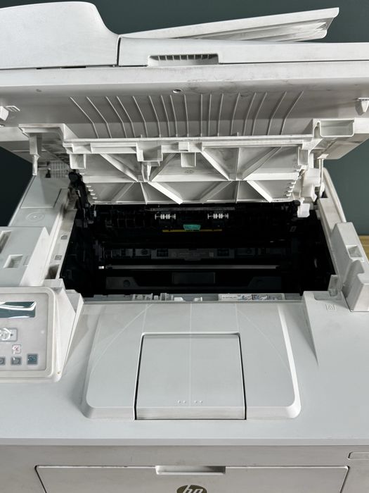 Продам принтер HP laserjet pro MFP M227 sdn