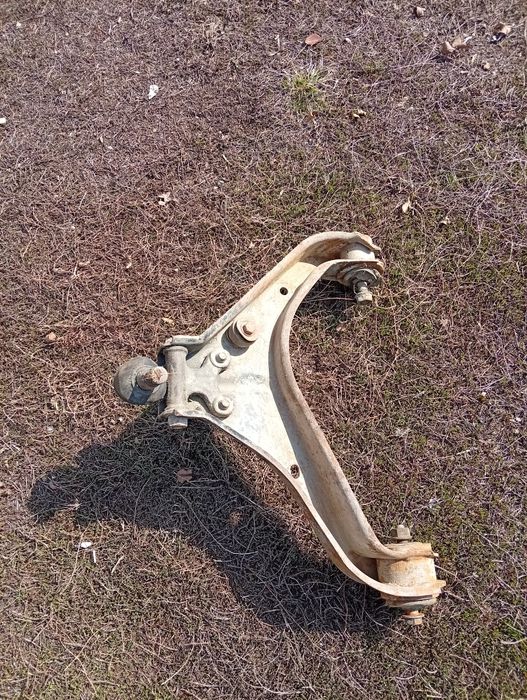 Mazda mpv рычаги 2 шт