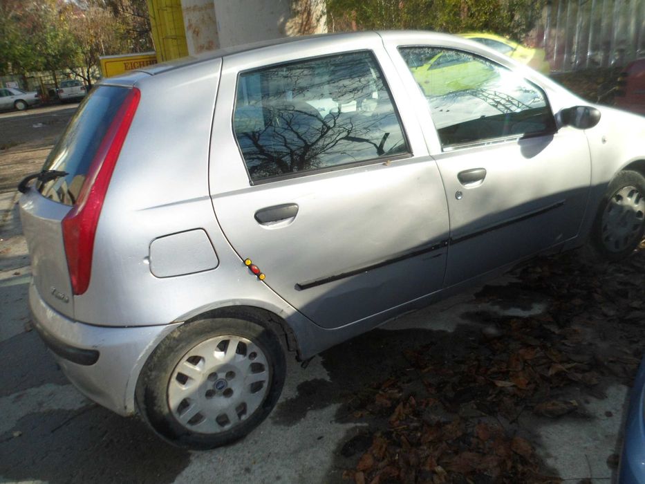 Фиат Пунто 1.2 60 к.с.2002 год.Само на части