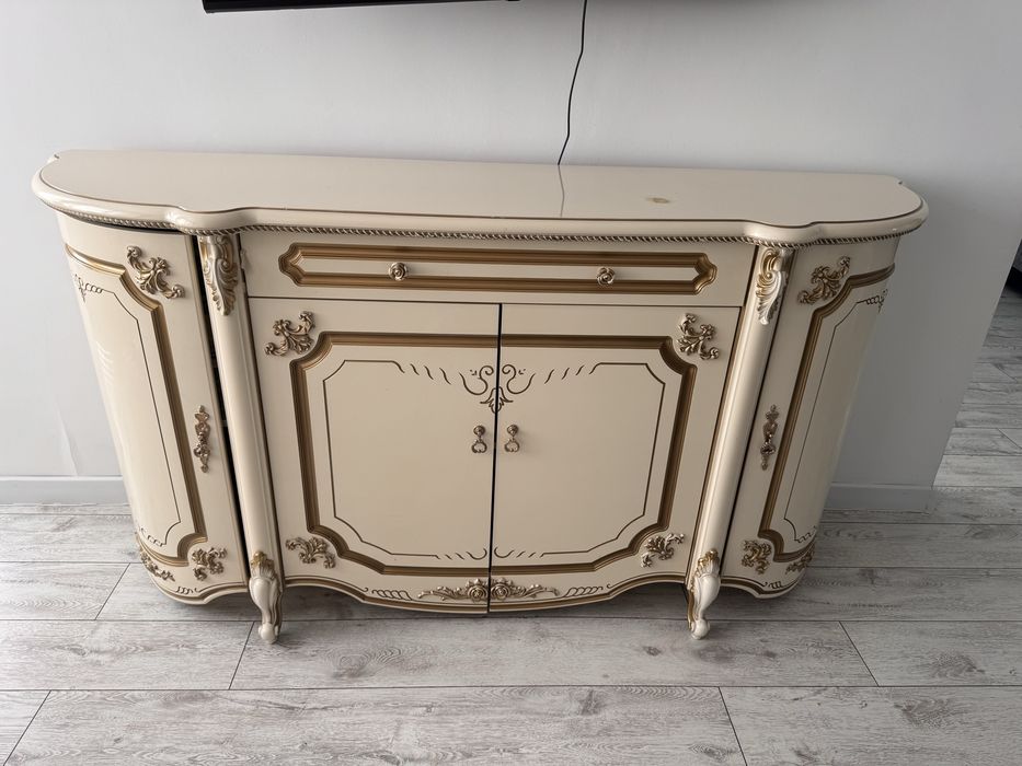 Срочно Продам комод в стиле бороко