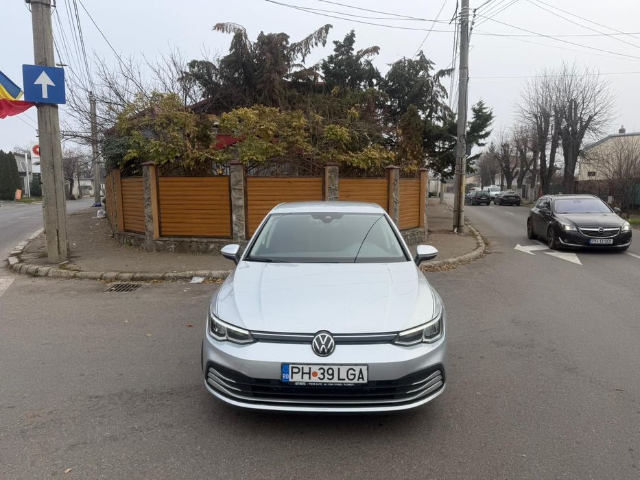 VOLKSWAGEN Golf 2020