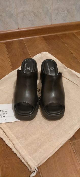 Продажа - женские мюли.