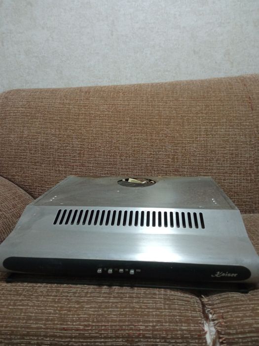 Кухонная вытяжка.