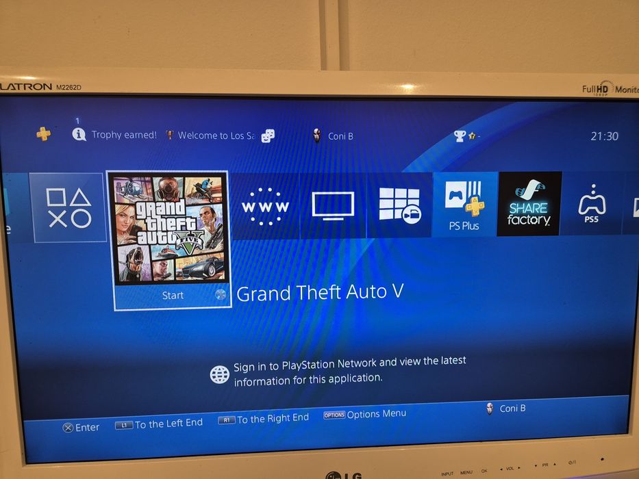 Playstation 4 Sony PS4 PS 4,  complet+ 1  jocuri GTA 5, Grand Theft Auto V