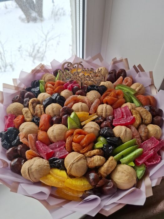 Букеты из сухофруктов