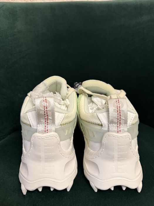 Vand adidasi off white