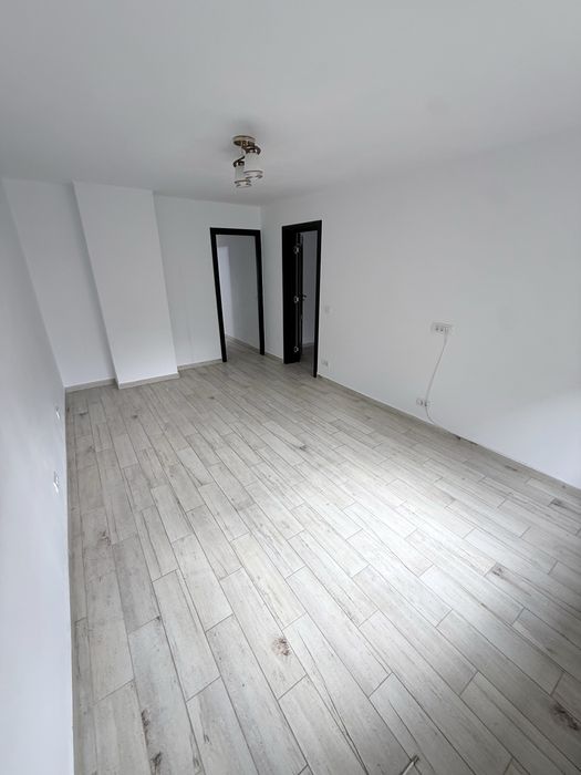 Spatiu birouri /Apartament 2 camere de închiriat spate tribunal Iasi