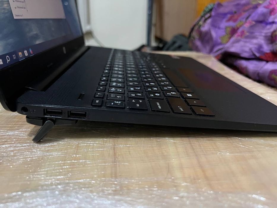 HP Laptop 15s-eq2xxx