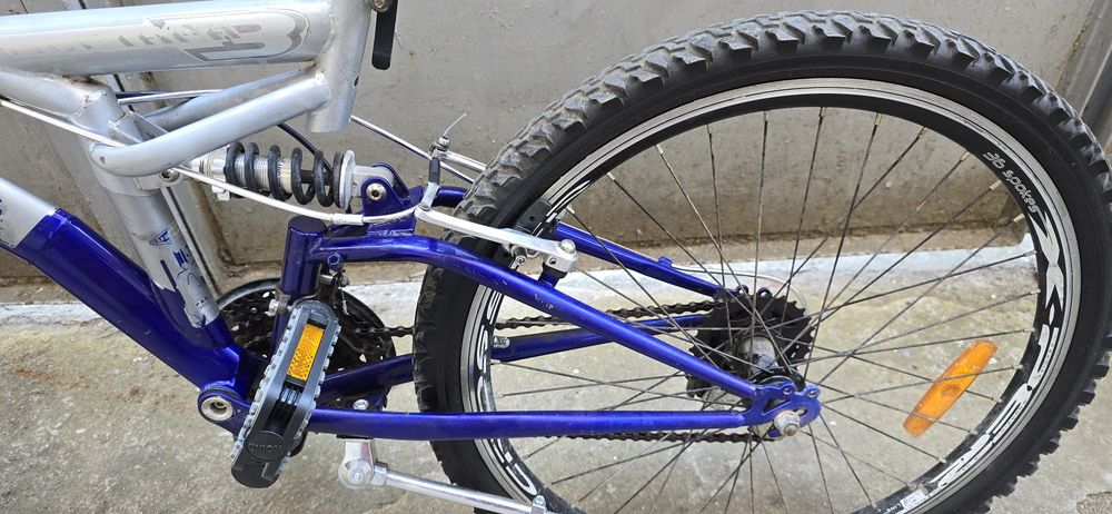 Юношеско/детско Колело велосипед 24" Cross, 18 скорости