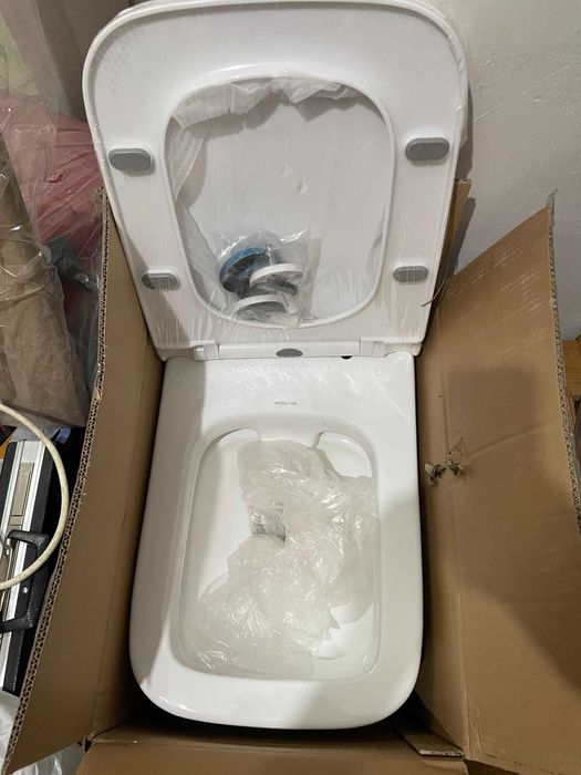 Продам унитаз от исталляции Muslook