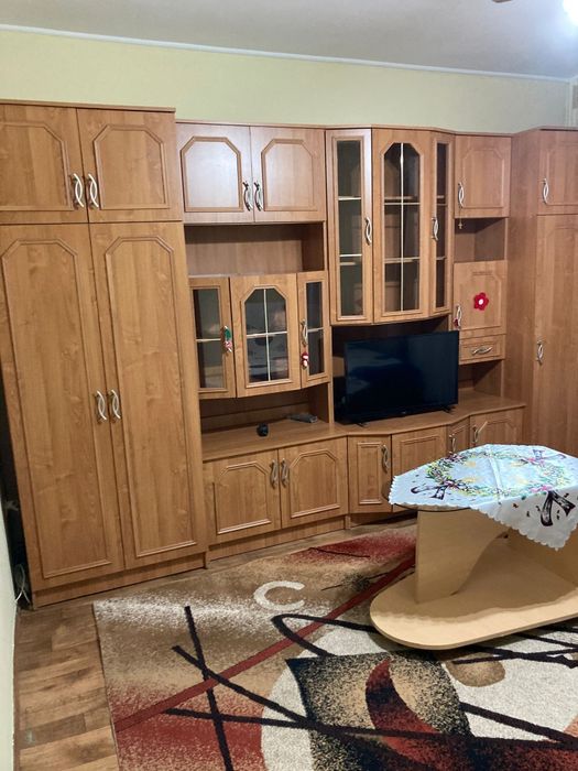 De închiriat  ap. cu 2-camere în cart Mănăștur str.Mehedinți   350 E. lunar