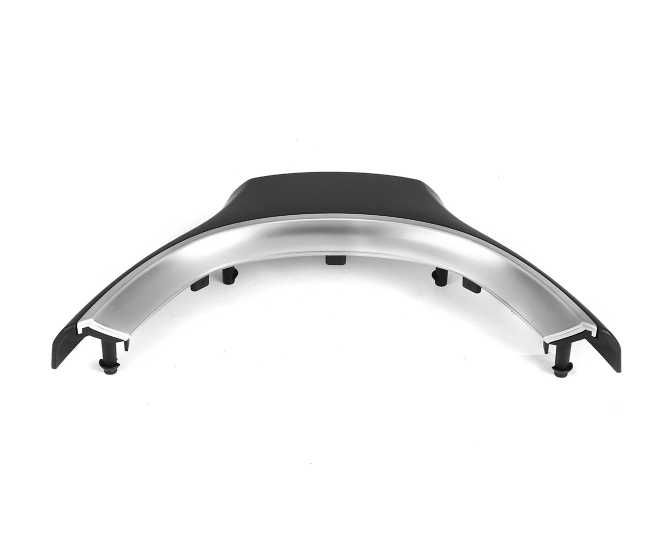 Панел за волан карбон BMW F10 F11 F18 F07 F01 F02 520д 530d 535d 550i