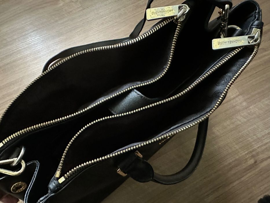 Чанти от естествена кожа - Gucci, Michael Kors, Radley