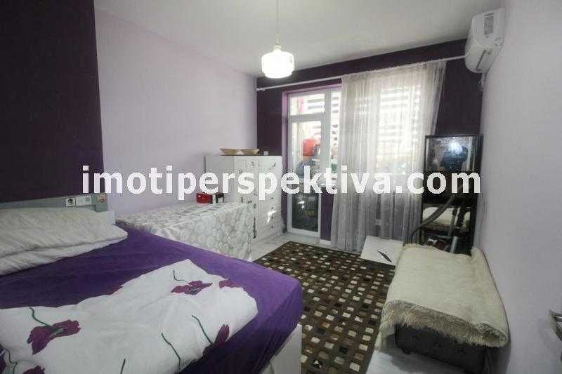 Продава се Тристаен апартамент в Пловдив, Център - 120 кв.м за 765 €/кв.м - Снимка #2