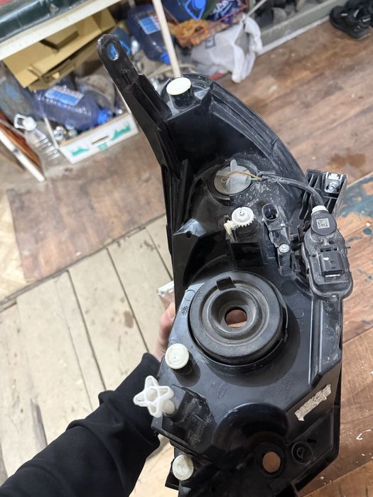 Фара гранта FL правая оригинал