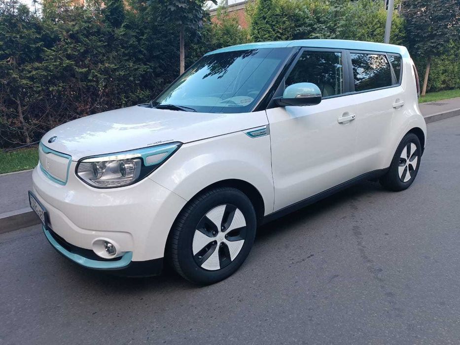 Электромобиль КИА SOUL EV 2018