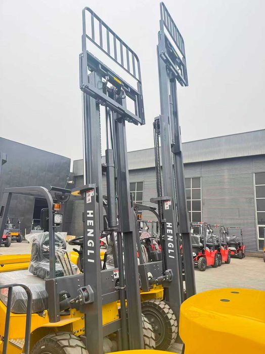 Вилочный погрузчик Кара HENGLI