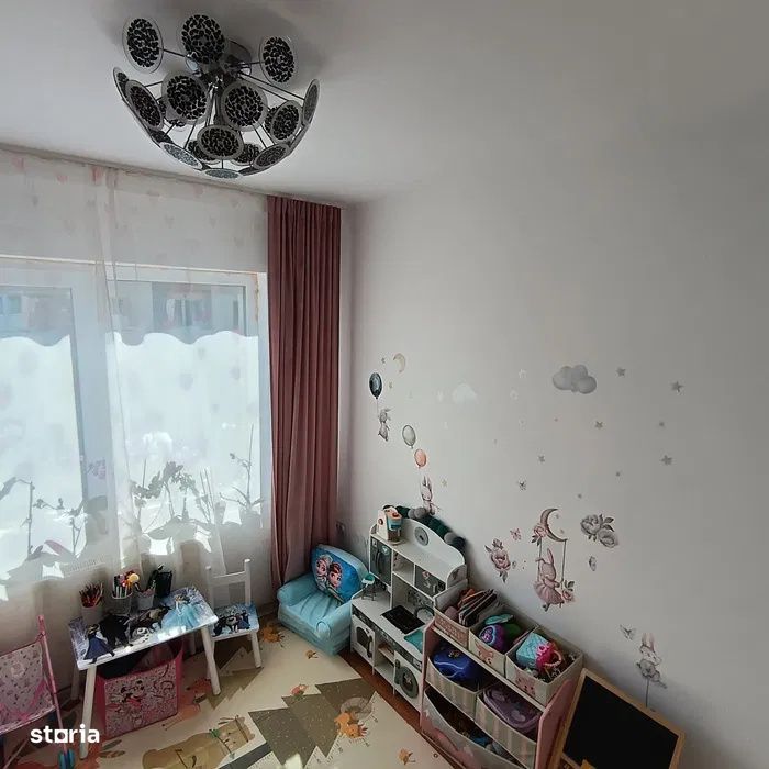 Apartament de vanzare 3 camere 53mp 2 balcoane zona Floresti Terra