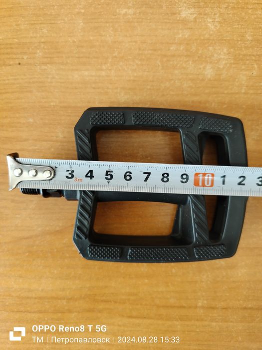 Педали складные Gineyea K500F, Педали нескладные Giant Momentum iNeet