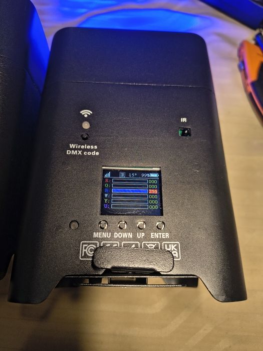 2 бр. захранвани от батерии прожектори, презареждащи се, Par Can 6x18W