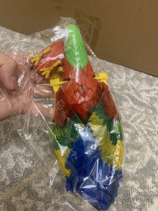 Продам попугая игрушка для кота