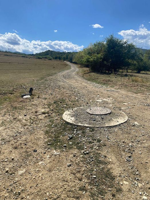 Vand o parcela teren  1600 mp  in Cisnadioara ,prelungire la strada Ciresilor