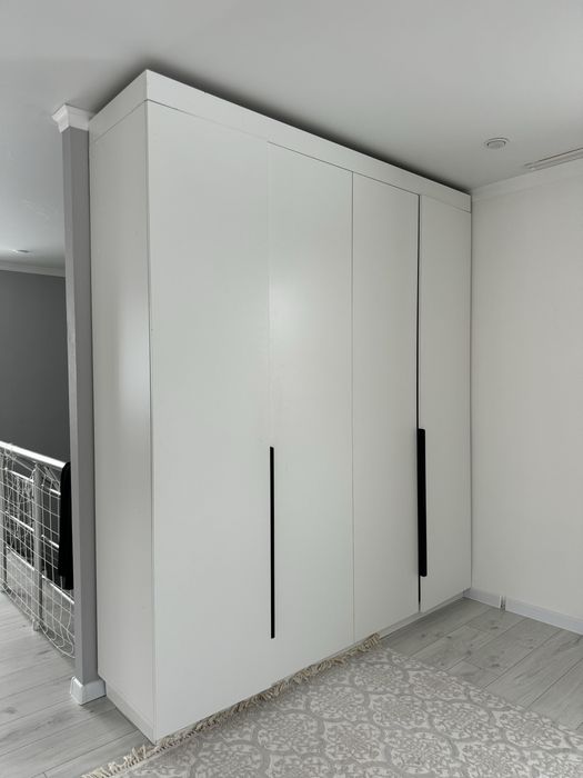 Продам шкаф встроенный