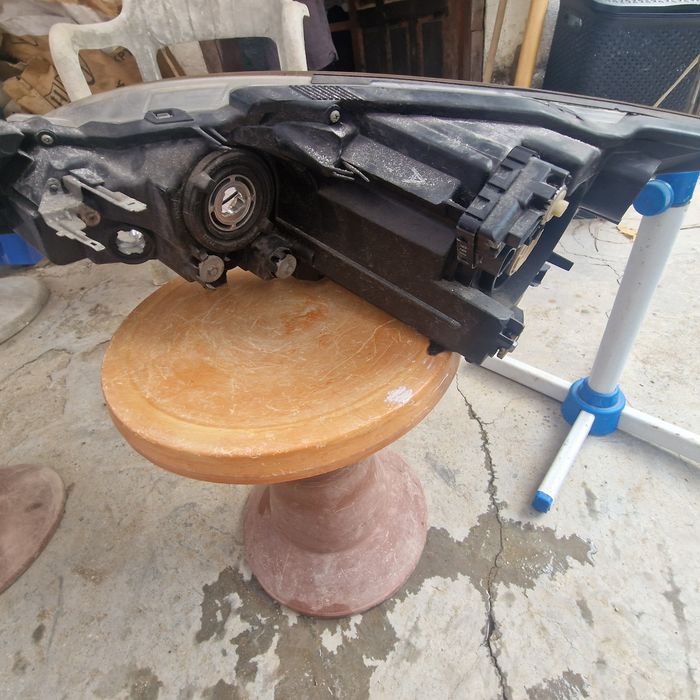 Mazda 6  2009 ляв и десен фар