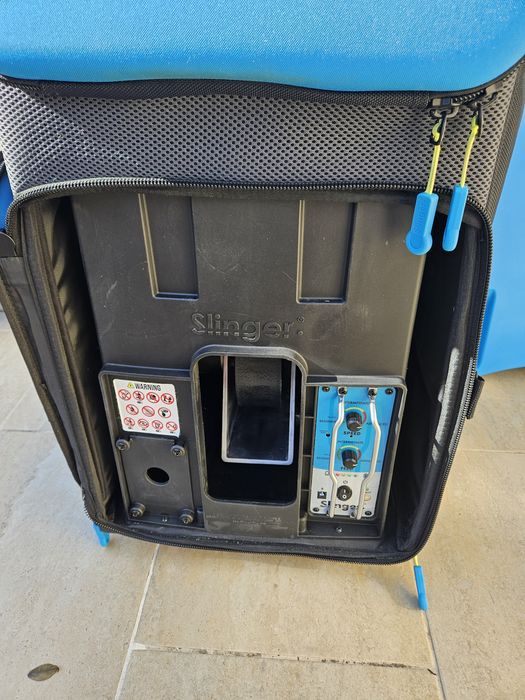 Тенис машина Slinger