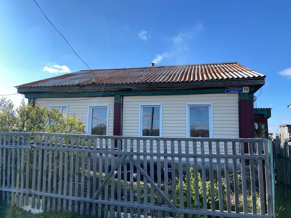 Продам 2 дома с. Байтерек