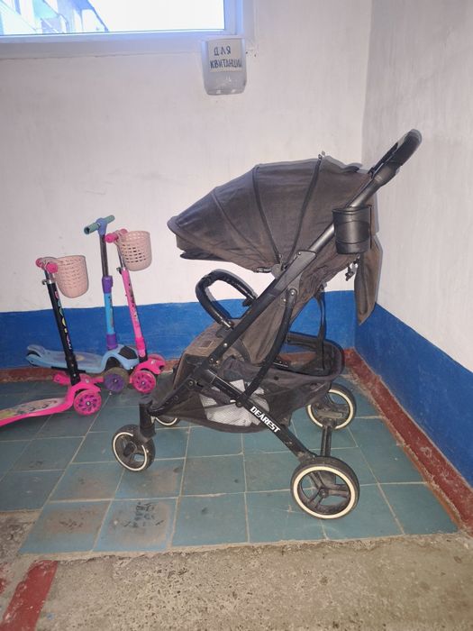 Коляска, прочная хорошая