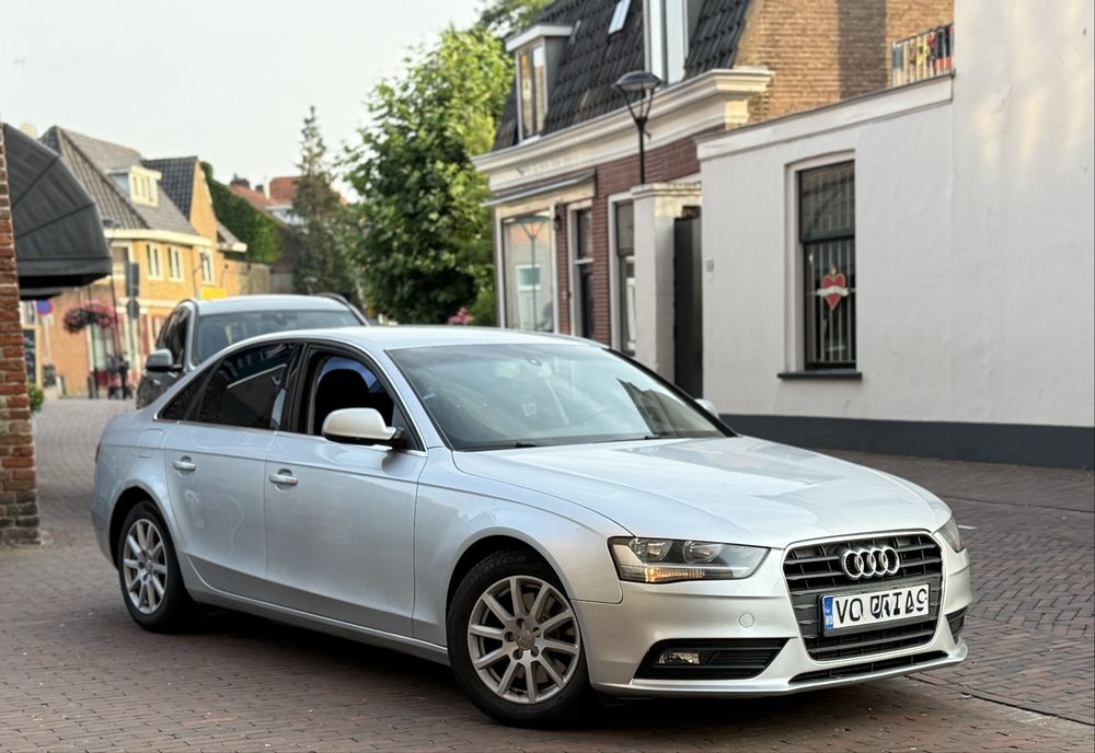 A4 b8 2012  2.0 TDI