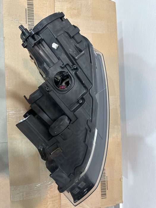 Far original dreapta vw polo 6R xenon led 2009-2014 Europa