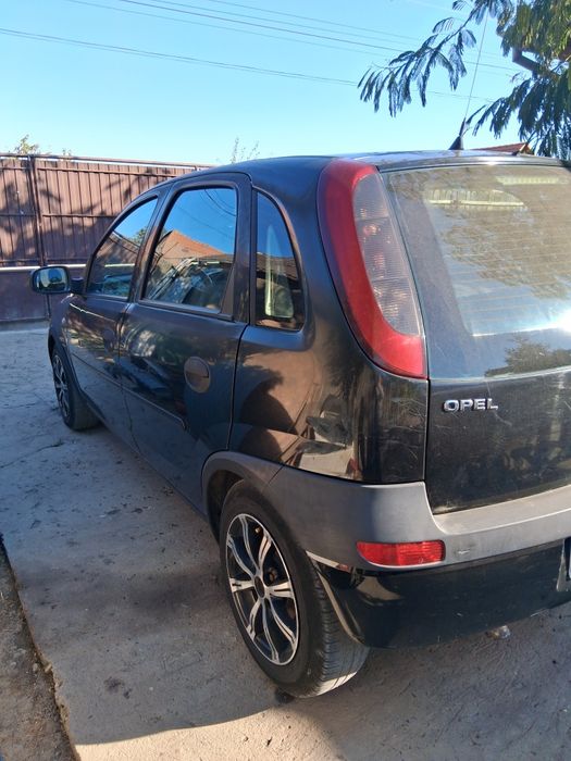 Vand   opel  corsa