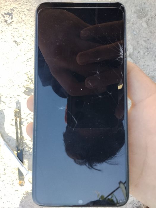 Realmi c61        .