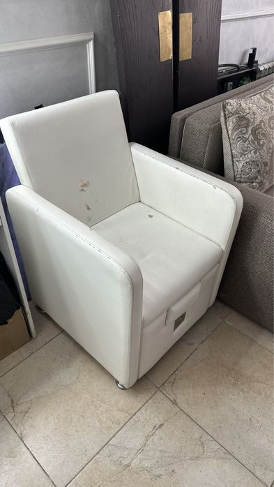 Продам педикюрное кресло