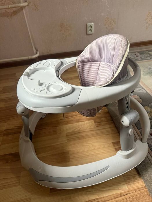 Детский удобненький ходунок