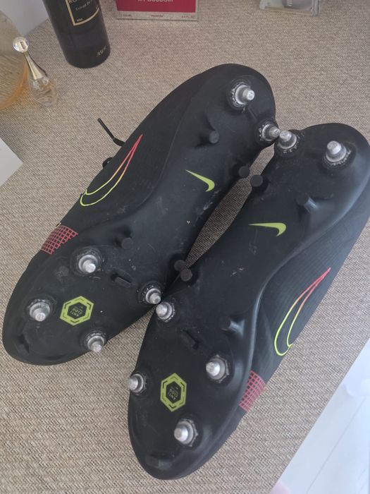 Vand ghete de fotbal Nike Mercurial marimea 42