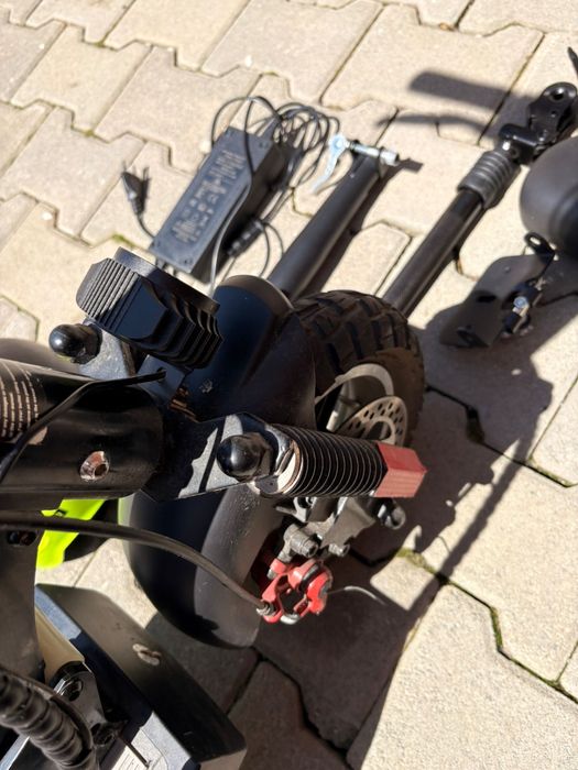 Trotineta Electrica KugooKirin M4 Pro-Aproape noua +Casca