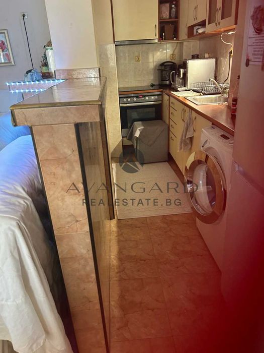 Продава се Тристаен апартамент в Пловдив, Център - 92 кв.м за 1386 €/кв.м - Снимка #8