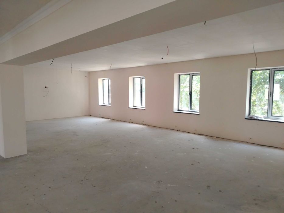 Srochna... 9 sotix noturar joy binosi sotiladi