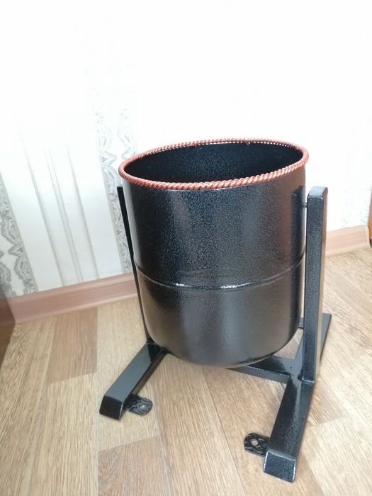 Металлическая урна в стиле лофт