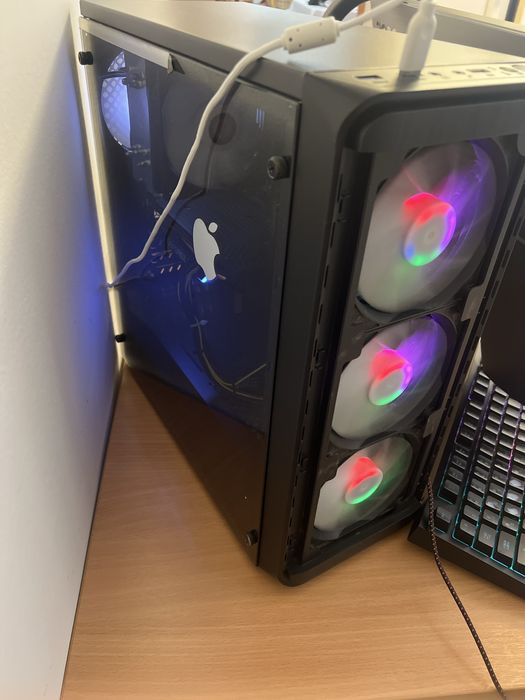 Игровой компьютер.