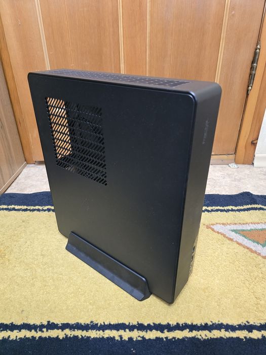 Корпус Fractal Design Node 202