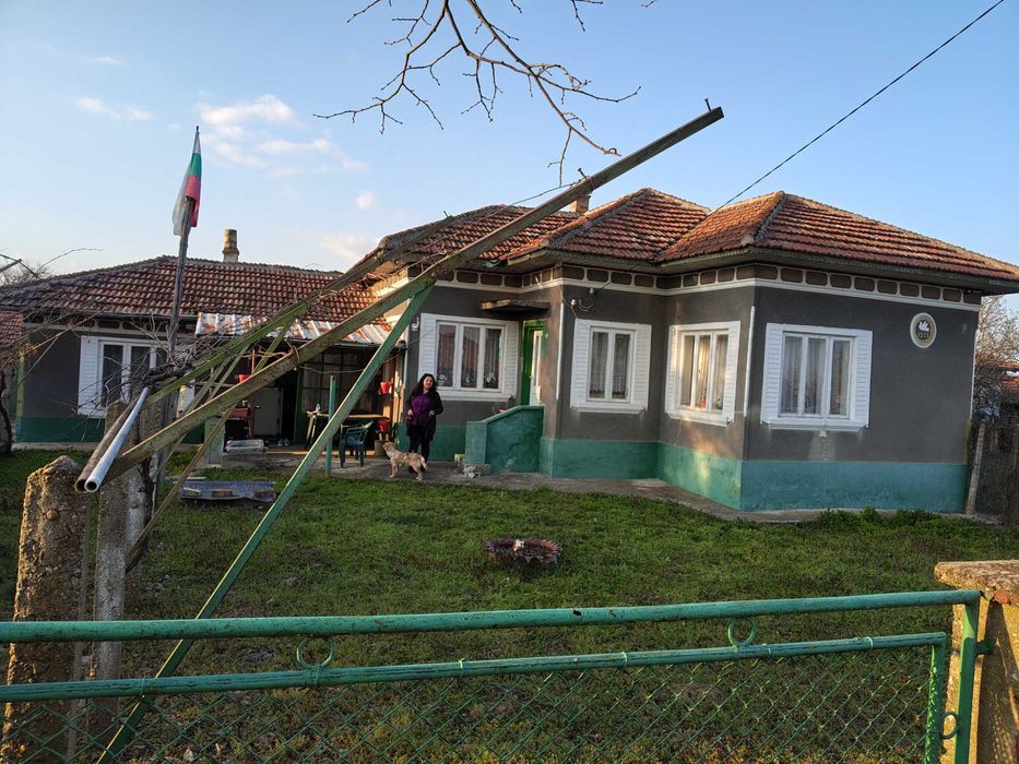 Продава се Къща в с. Срацимир, Област Силистра - 60 кв.м за 196 €/кв.м - Снимка #1